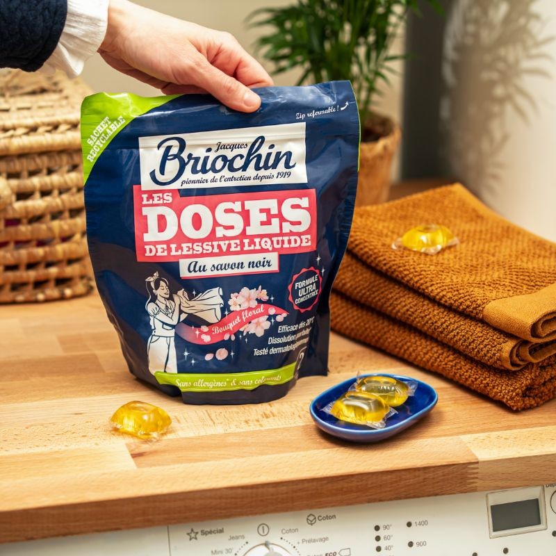 Acheter 22 Doses de Lessive liquide au Savon noir